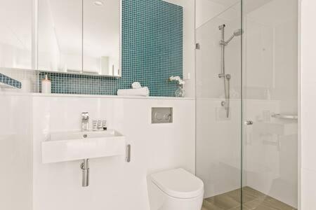 Coastal 2-bed Near * Deewhy