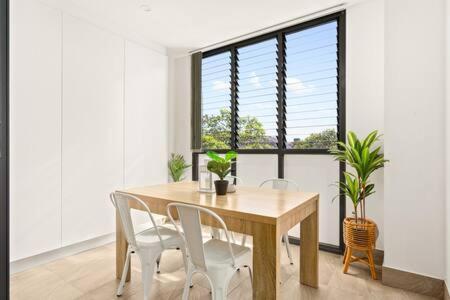 Apartment Coastal 2-bed Near Deewhy